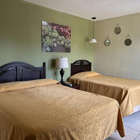 Hotel Andoria ซานซัลวาดอร์ ภายนอก รูปภาพ